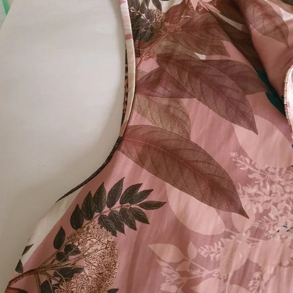 Witchery Smokey pin pleated top size 16 - Picture 4 of 7